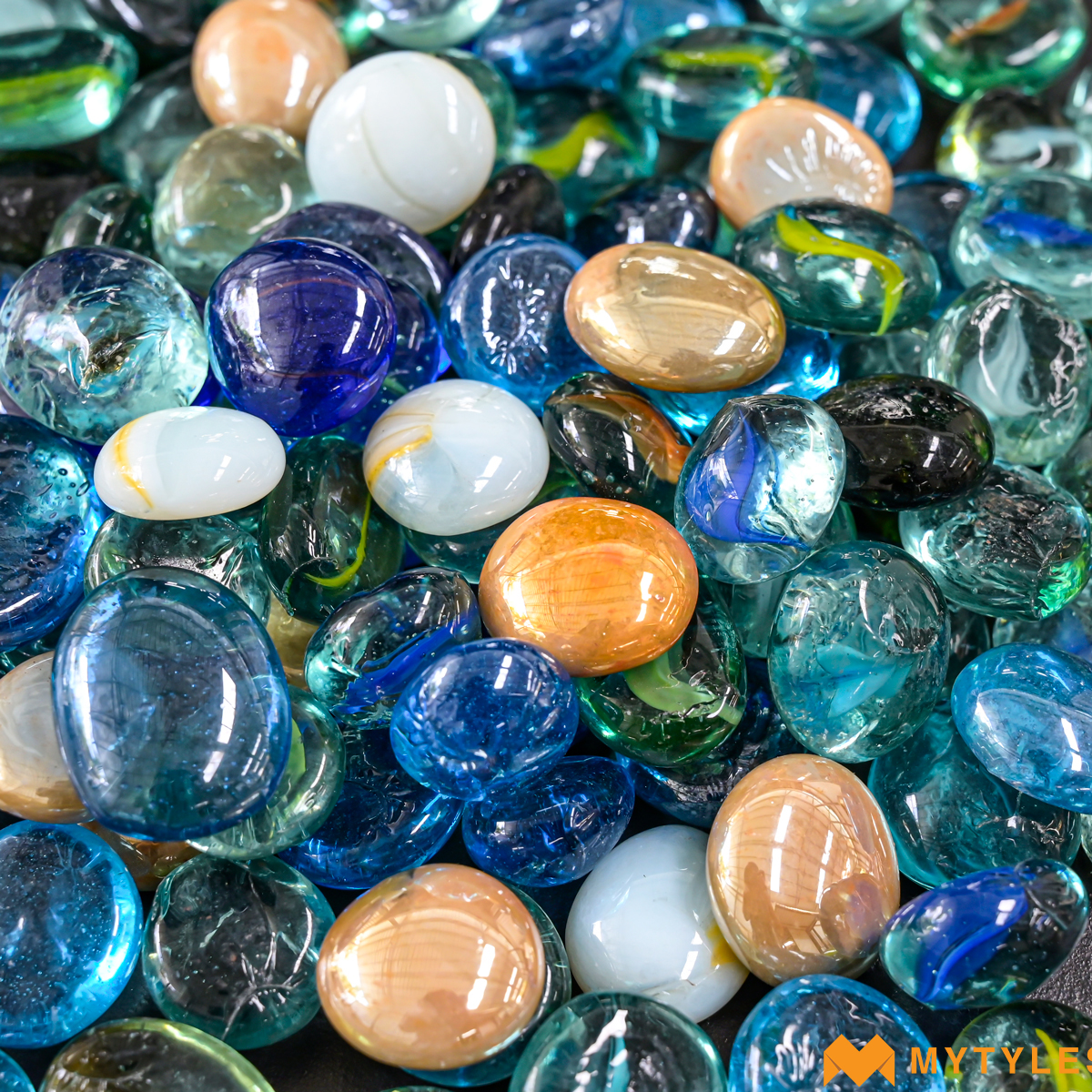 Buy 1 kilo crystalline Decorative Pebbles | multicolor