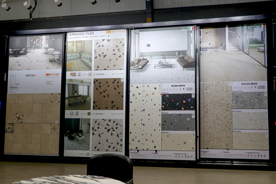 Store view 12