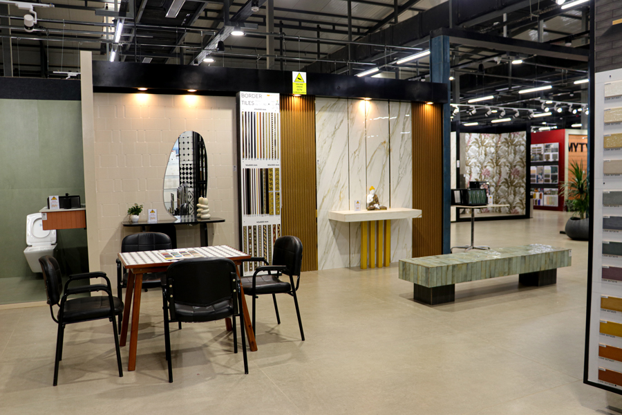 Store view 15